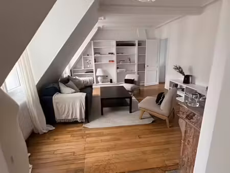 appartement dispo seulement jusqu’à fin août