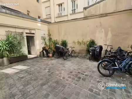 studio 1 pièce 12 m²