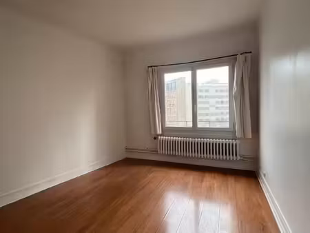 studio 28 m² paris 19ème