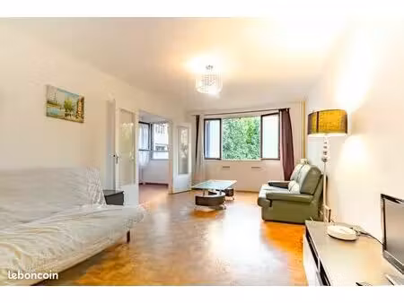 3 / 4 pieces 72 m2 paris 19eme quart parc de la villette  buttes chaumont