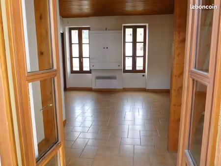 studio 1 pièce 26 m²