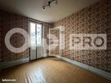 bâtiment 170 m²