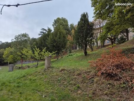 terrain d'exception de 3 000 m² avec bâti – digne-les-bains (04000)