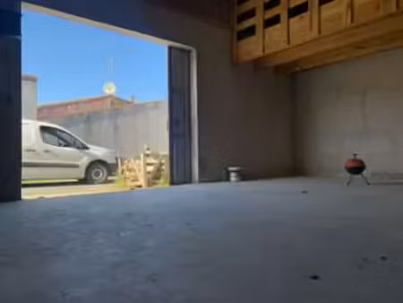 vente garage et parking à la flotte (17630) : à vendre / la flotte
