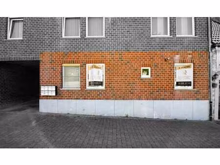 appartement 1-2 chs de plain pied avec terrasse et garage