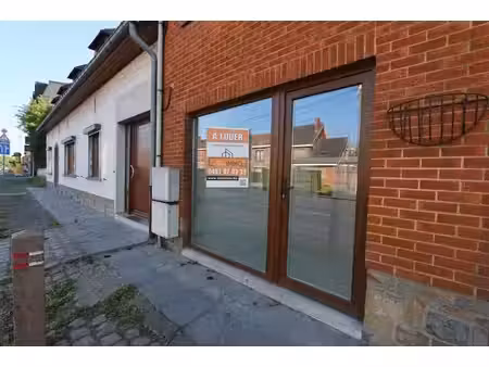 espace commercial de 13 m² avec excellente visibilité
