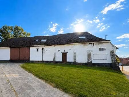 te koop  gezellige woning met polyvalent bijgebouw in een...