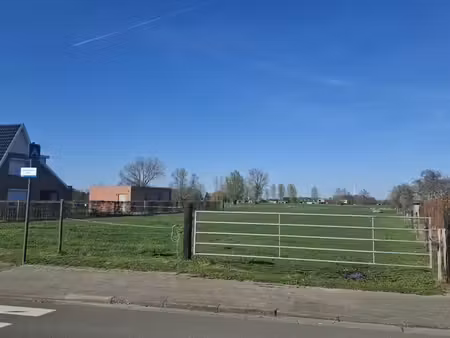 bouwgrond voor 2 halopen woningen (1492m²)