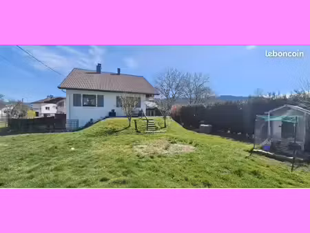 maison 7 pièces 147 m²