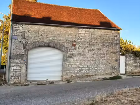 grange 85m2 :parfaite pour atelier  stockage ou garage