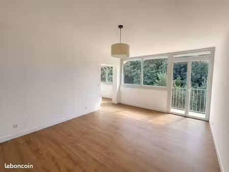 appartement type 4 de 70 m2 - toulon les routes