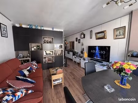 appartement 3 pièces 60 m²