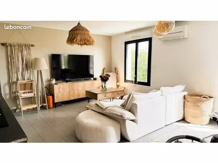 maison t3 castries avec double garage - quartier du château