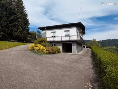 maison familiale 6 chambres garage et jardin