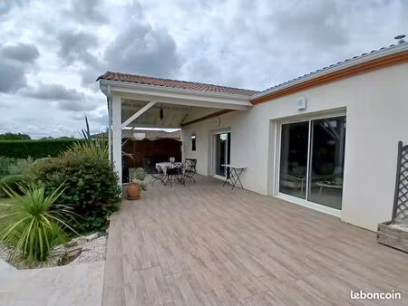 maison bien entretenue à st pierre de clairac