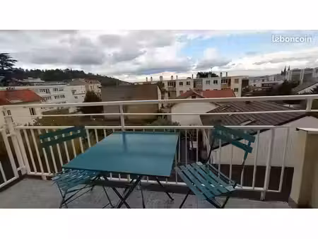 studio meublé 32m2 avec garage individuel et terrasse