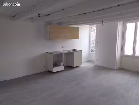 duplex avec balcon coté cour