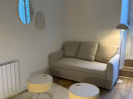 t2 entièrement rénové avec terrasse – meublé – proche centre-ville de pontivy