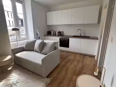 t2 entièrement rénové – meublé – proche centre-ville de pontivy