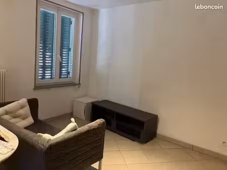 f2 meublé balcon calme