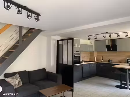 immeuble 141 m² urcerey