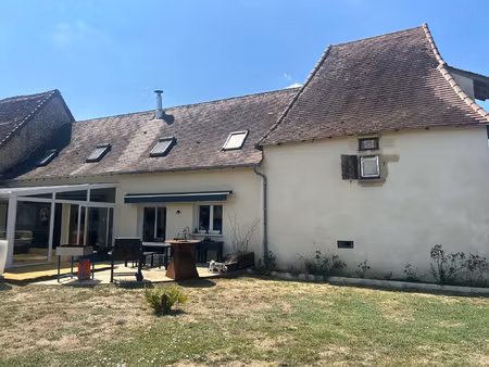 grande maison familiale de 185 m2 à seulement 10 minutes d