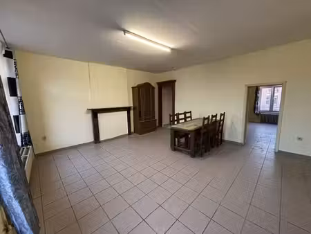 appartement à louer à rue du calvaire 147 gilly (vwd18434)