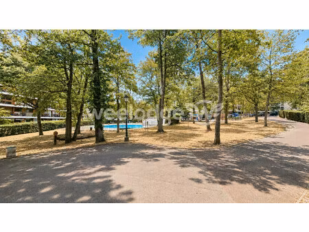 2 pièces 30 m² (36 m² utiles) – terrasse – piscine – l