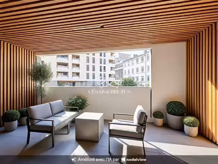 t3 + balcon + box (en sus)