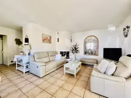 maison individuelle quartier résidentiel recherché