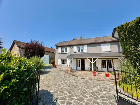 maison de campagne meublée équipée pmr avec grandes dépendan