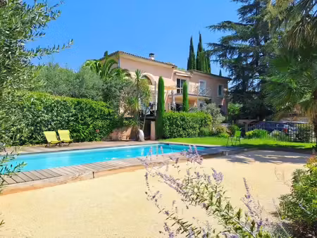 référence : 7155-vcl - maison avec vue dégagée - dépendance - village à pied - 13 eguilles