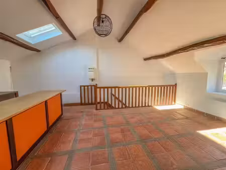 location appartement 3 pièces 56 m² à le mesnil-saint-denis (78320)  1 080 €