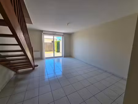 maison 3 pièces 65 m² à louer les billaux 33500 ? | era immobilier