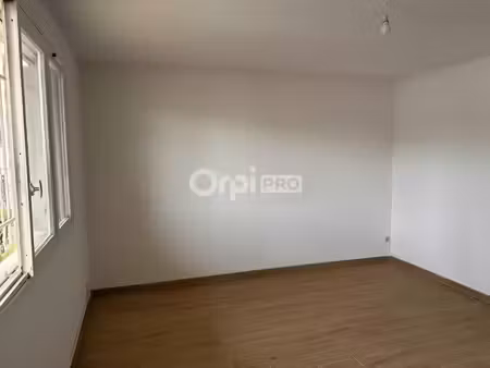 location bureaux 57 m²