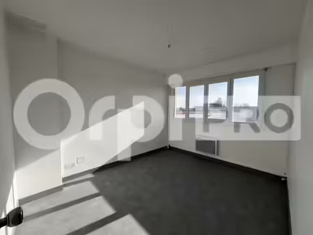 location bureaux 45 m²