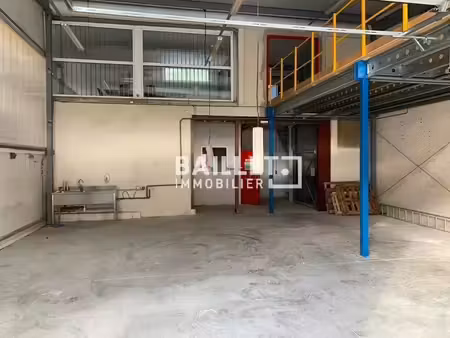 vente entrepôt carros 06510 500m²