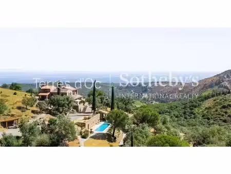 maison castelnou - 6 chambres - 340m²