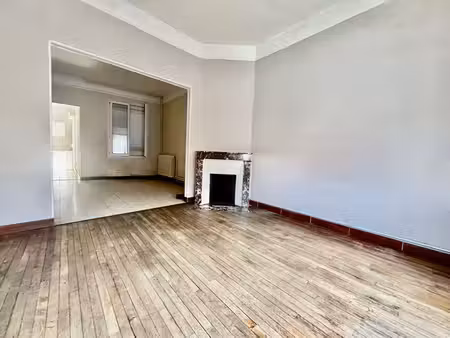 maison centre-ville moreuil   2 chambres   jardin cave 94m2