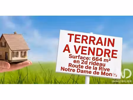 vente terrain 664 m²