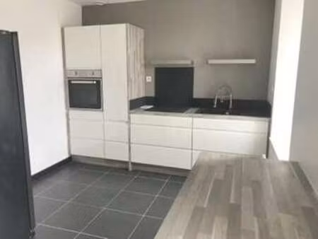 location appartement 4 pièces à gurunhuel (22390) : à louer 4 pièces / 74m² gurunhuel