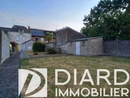 location maison à argentré-du-plessis (35370) : à louer / 89m² argentré-du-plessis