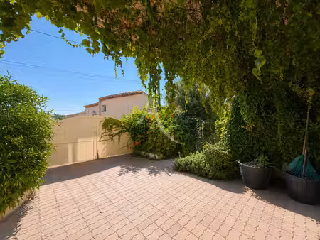 vente maison 4 pièces  160.00m²  port