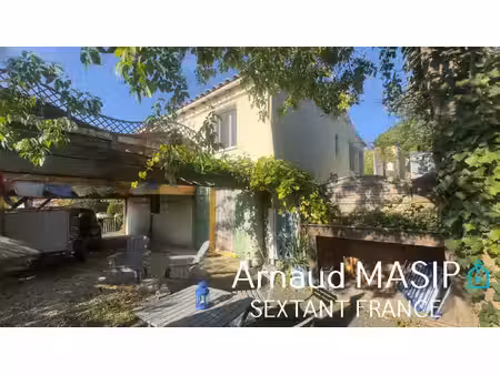 villa 4f  93m² hab  3 ch  gite en rdc  garage  jardin  terrasses  belle vue imprenable