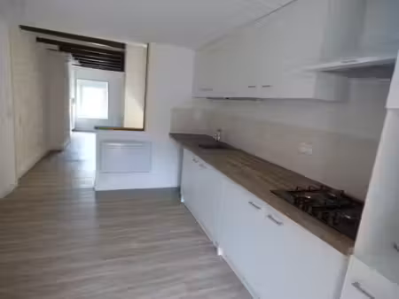 vaucouleurs : jolie maison de ville rénovée t3 avec terrasse
