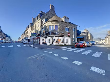 a vendre - saint hilaire du harcouet - immeuble 5 pièce(s) 245 m² - local commercial - app
