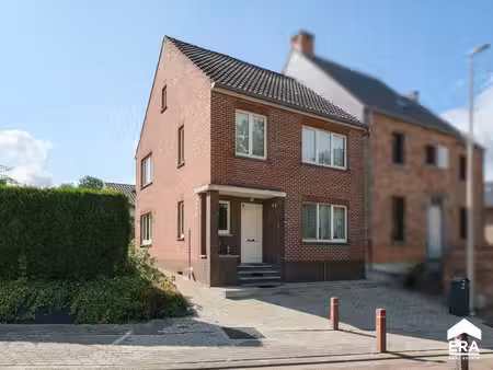 huis te koop in bilzen-hoeselt met 3 slaapkamers
