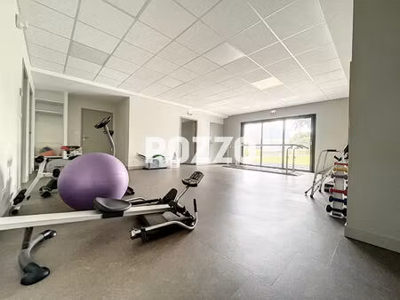 à louer - bureaux de 80 m² à fleury