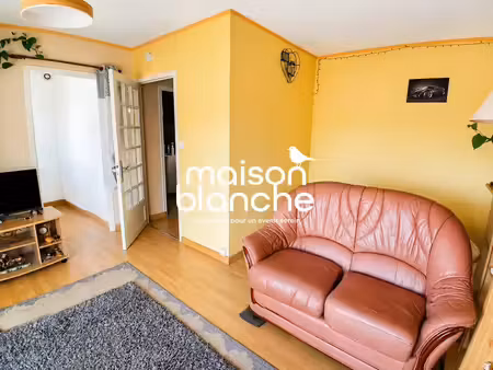 vente appartement 1 pièce 28.15 m² à parthenay (79200)  45 650 €