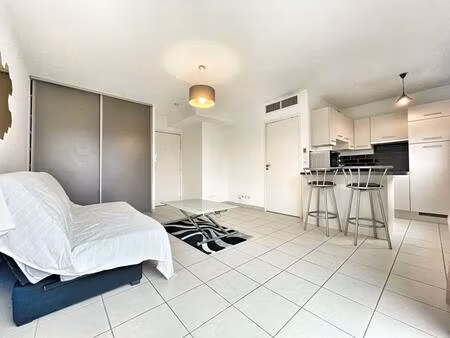 belle residence avec piscine